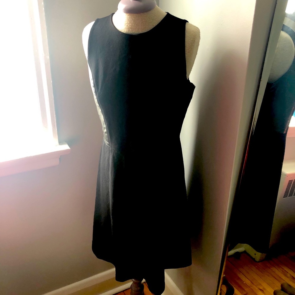 Black Banana Republic dress